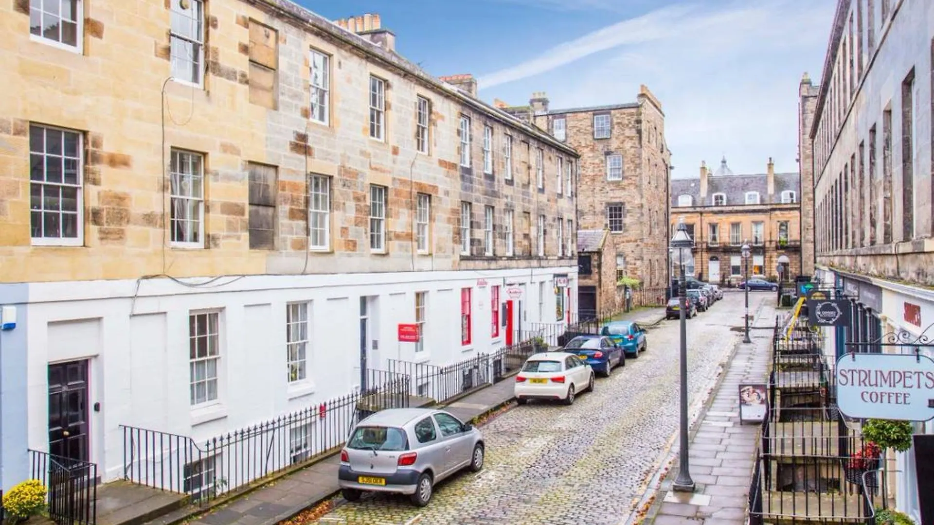 2 Bedroom Flat In West End Sleeps 4 Edinburgh