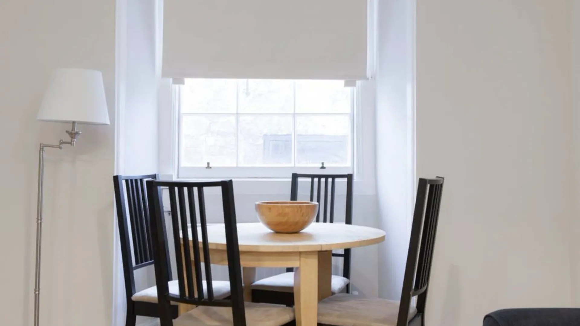 2 Bedroom Flat In West End Sleeps 4 Edinburgh Apartmán